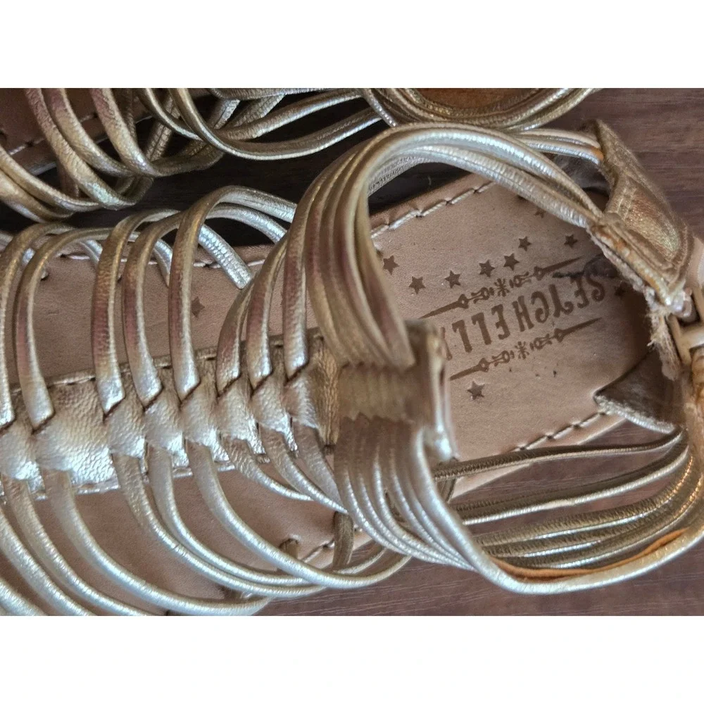 Seychelles Kids Gold Metallic Strappy Gladiator Sandals Back Zip Girls Size 13